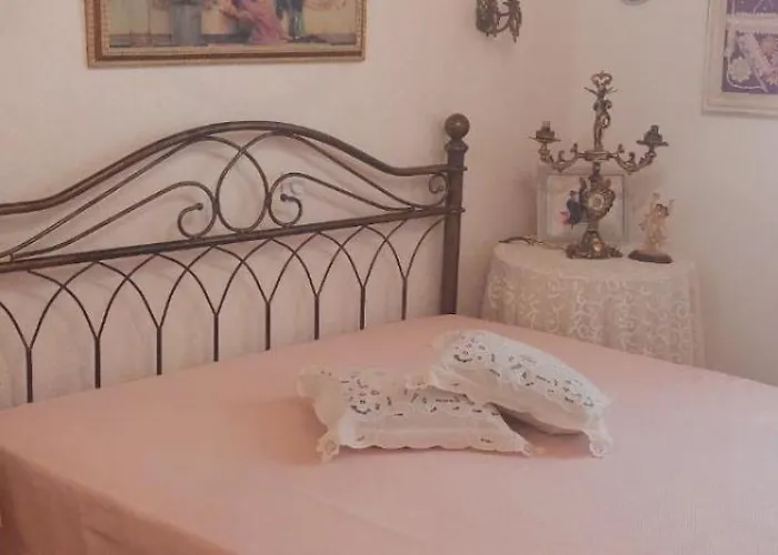 πασιθέα Βίλα *